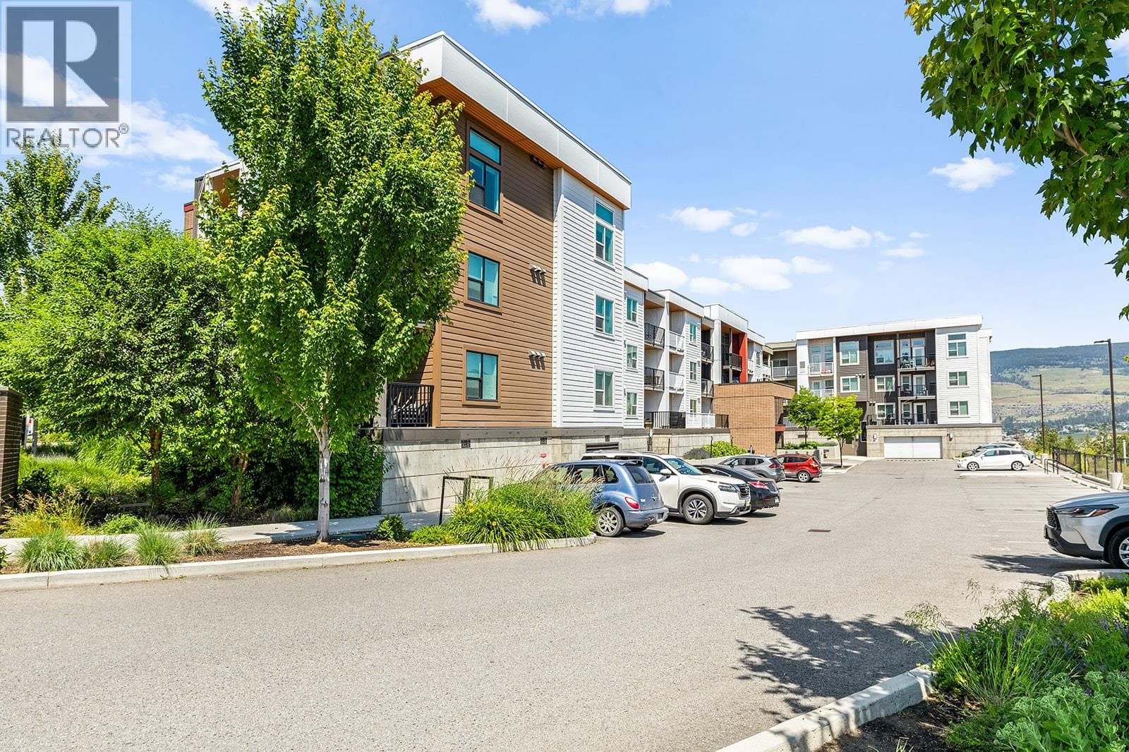 625 Academy Way Unit# 203, Interior REALTORS® — photo 2