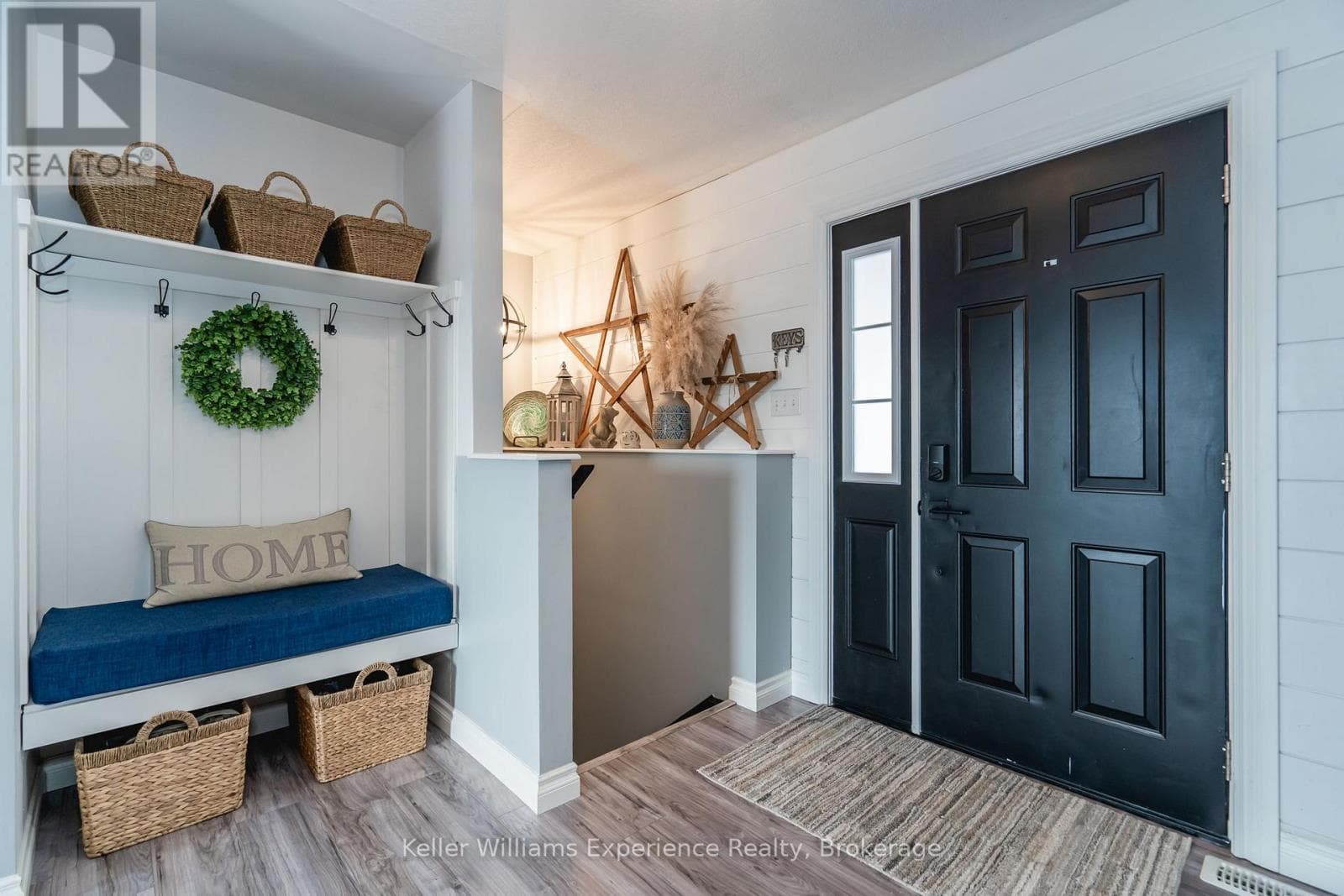 10 CLARENCE AVENUE, OnePoint — photo 4