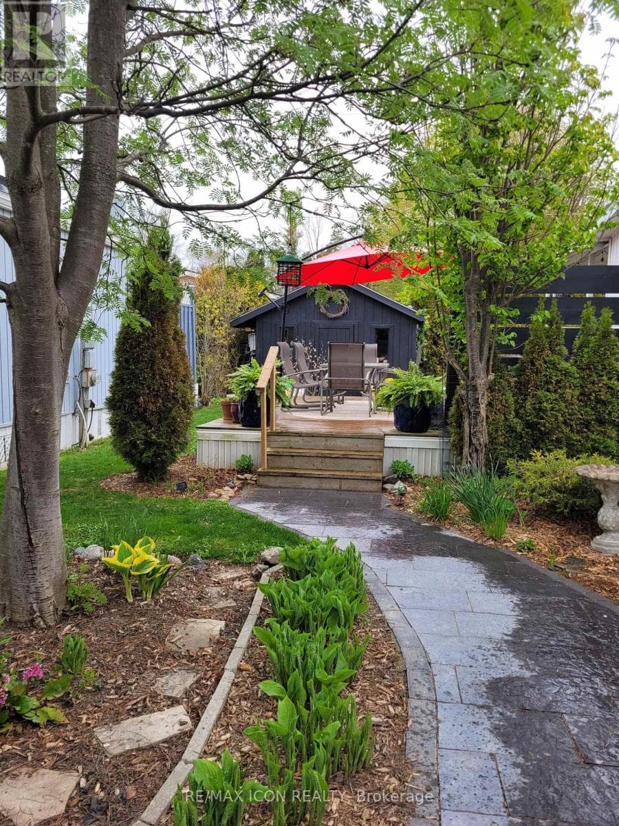 24 ROWAN RD - 77307 BLUEWATER HIGHWAY, London and St. Thomas — photo 2