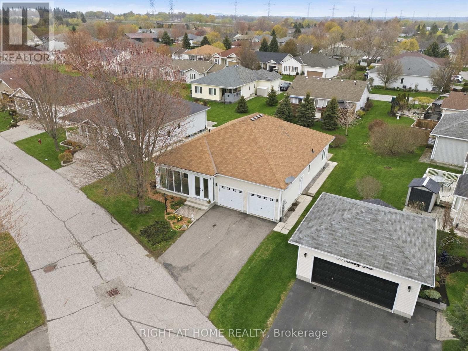 5 BLUFFS ROAD, Toronto — photo 3
