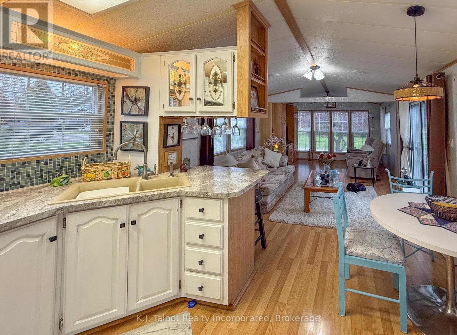 45 PORTSIDE DRIVE N - 77719 BLUEWATER HIGHWAY, OnePoint — photo 2