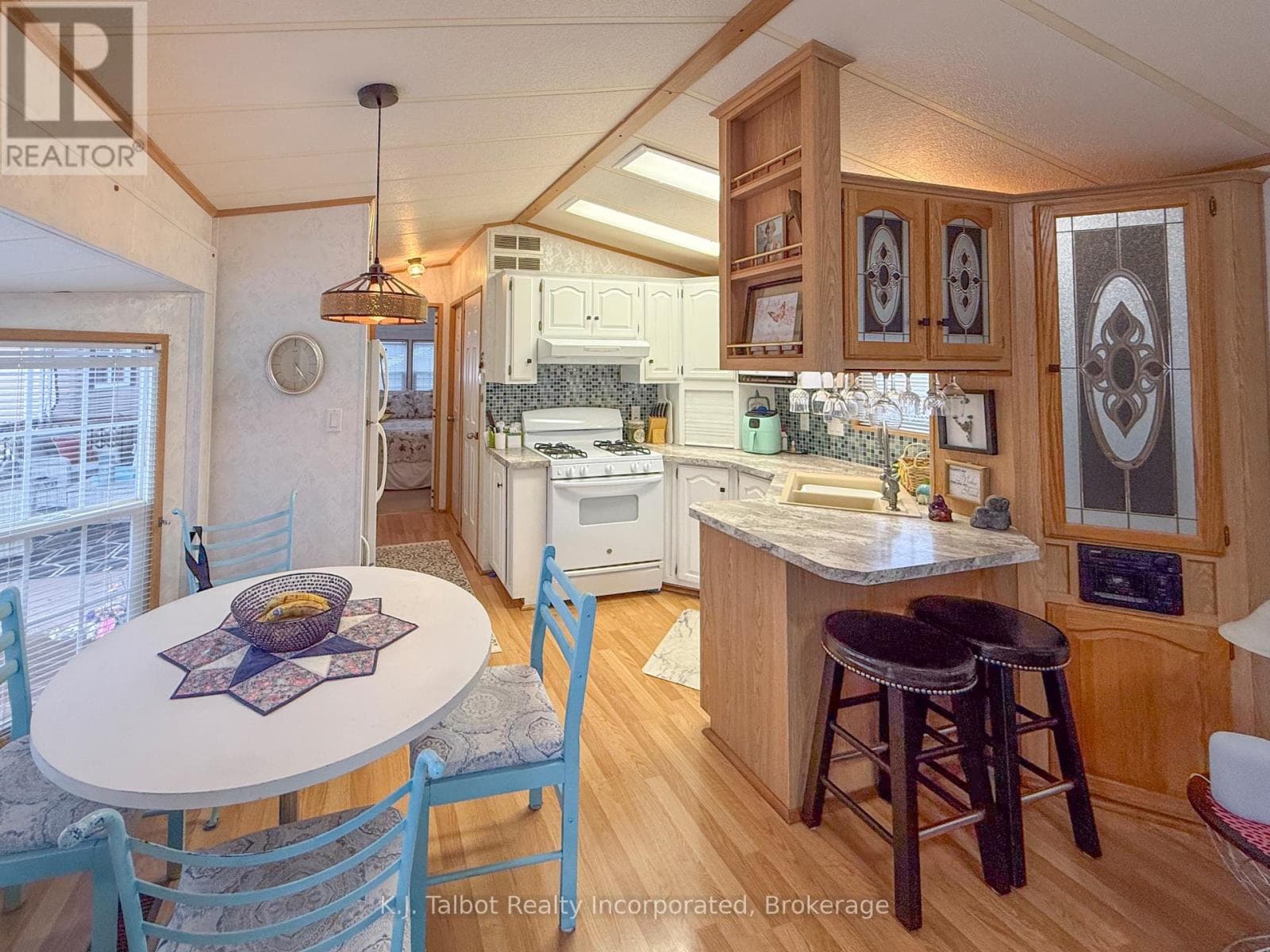 45 PORTSIDE DRIVE N - 77719 BLUEWATER HIGHWAY, OnePoint — photo 3