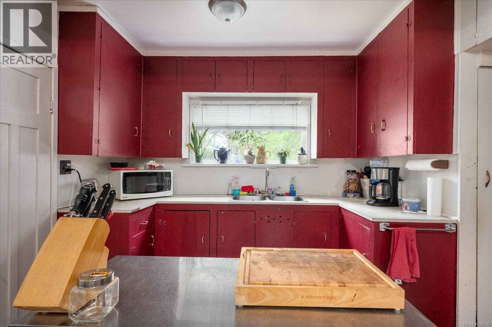 112 Buller St, Vancouver Island — photo 5