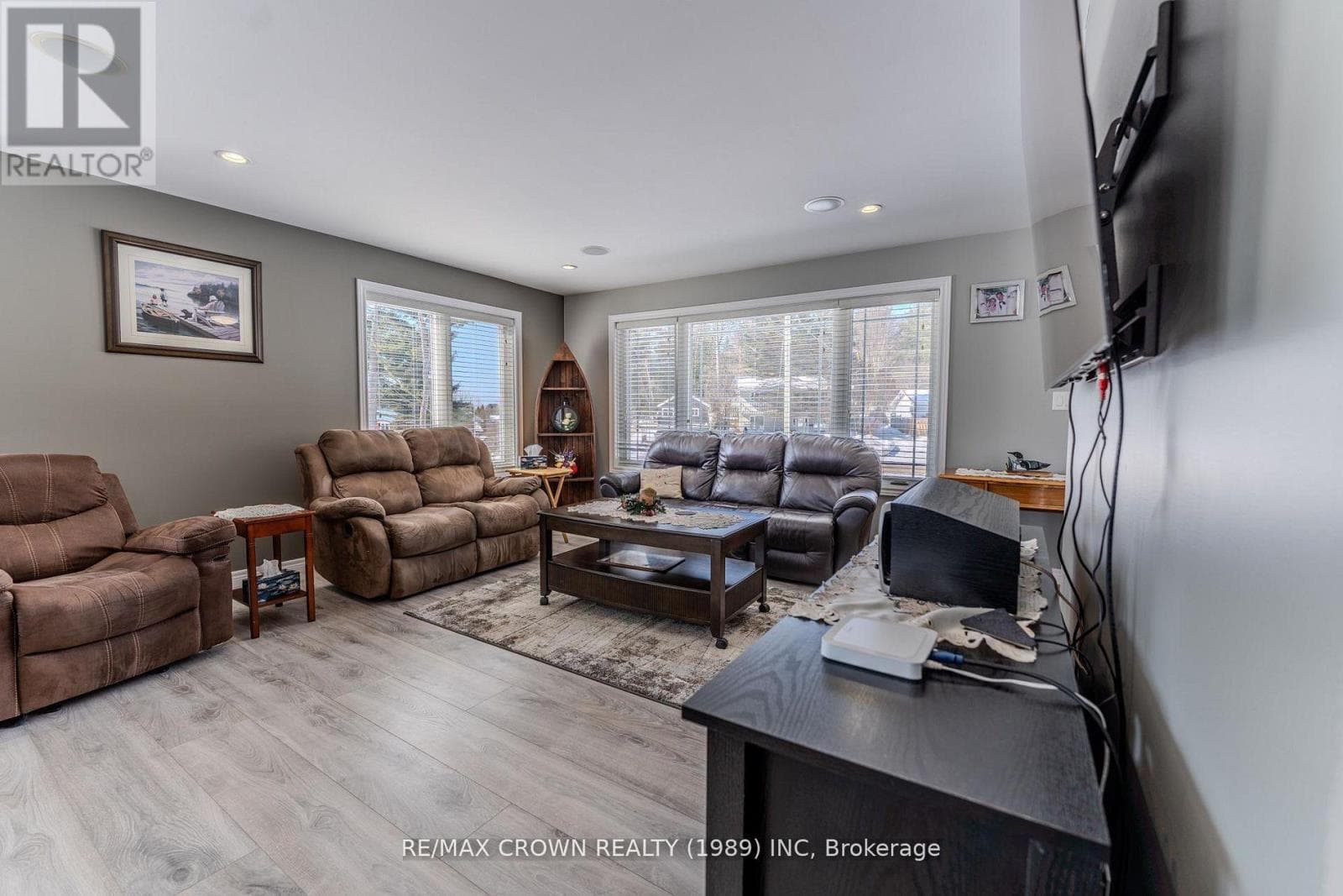 211 EGLINGTON ROAD N, North Bay — photo 4