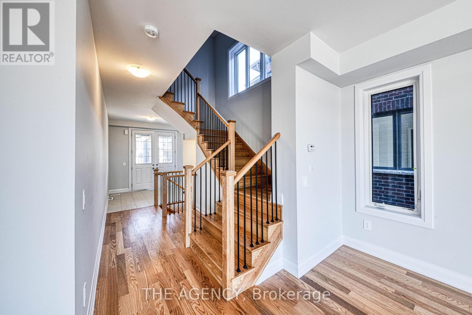 98 BUTLER BOULEVARD, Toronto — photo 2