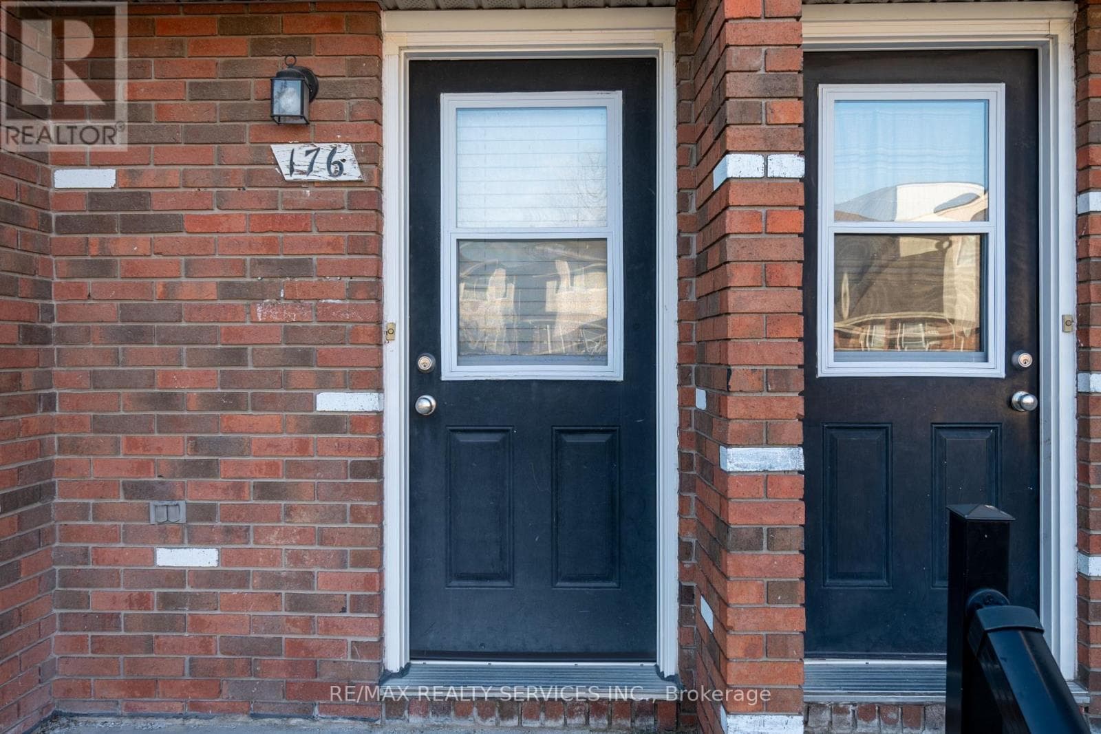 176 - 100 BROWNLEIGH AVENUE, Toronto — photo 3
