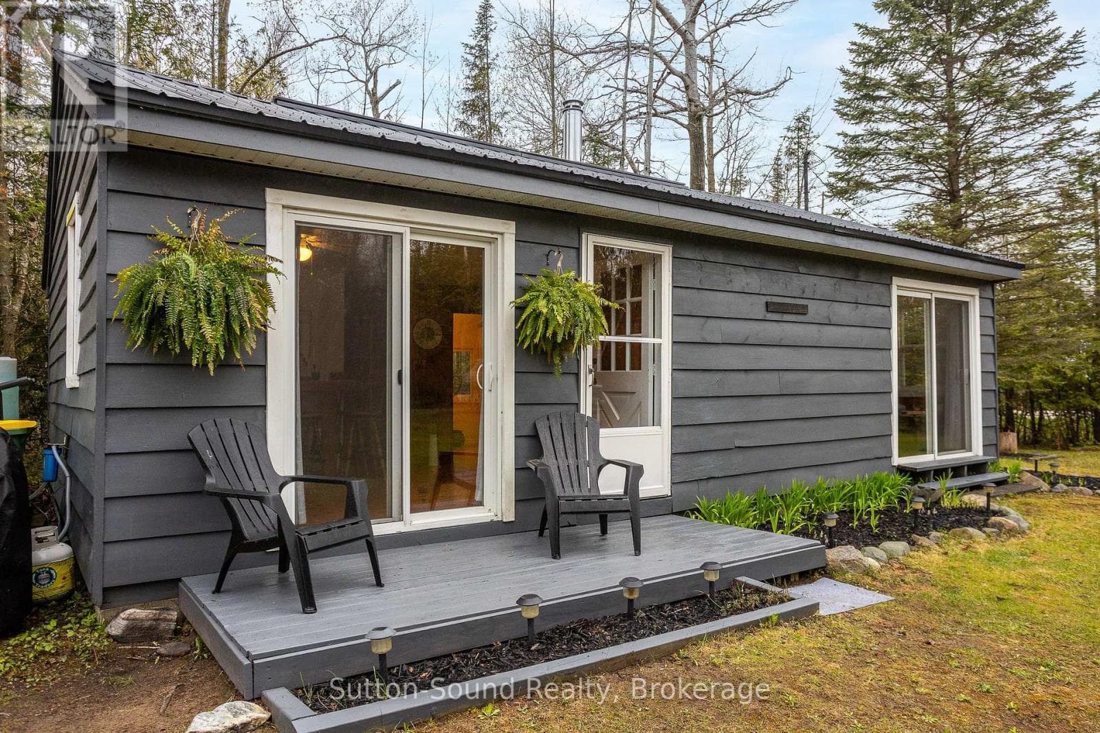 516 BRUCE ROAD 13, OnePoint — photo 2