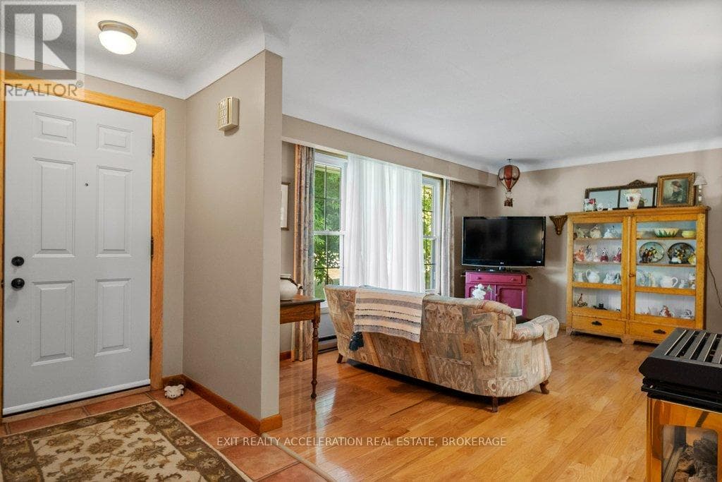 63 RIVER ROAD, Kingston — photo 3
