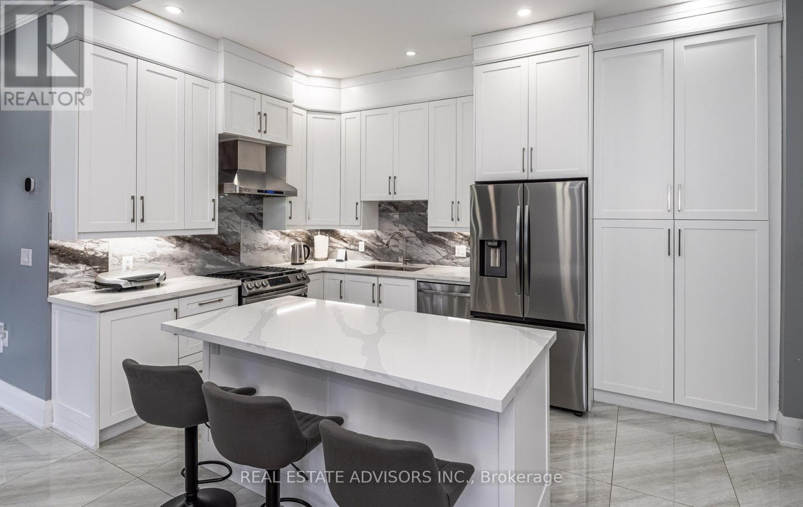 679 FLORENCE ROAD, Toronto — photo 5