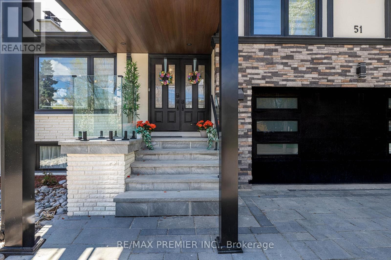 51 BOWERBANK DRIVE, Toronto — photo 3