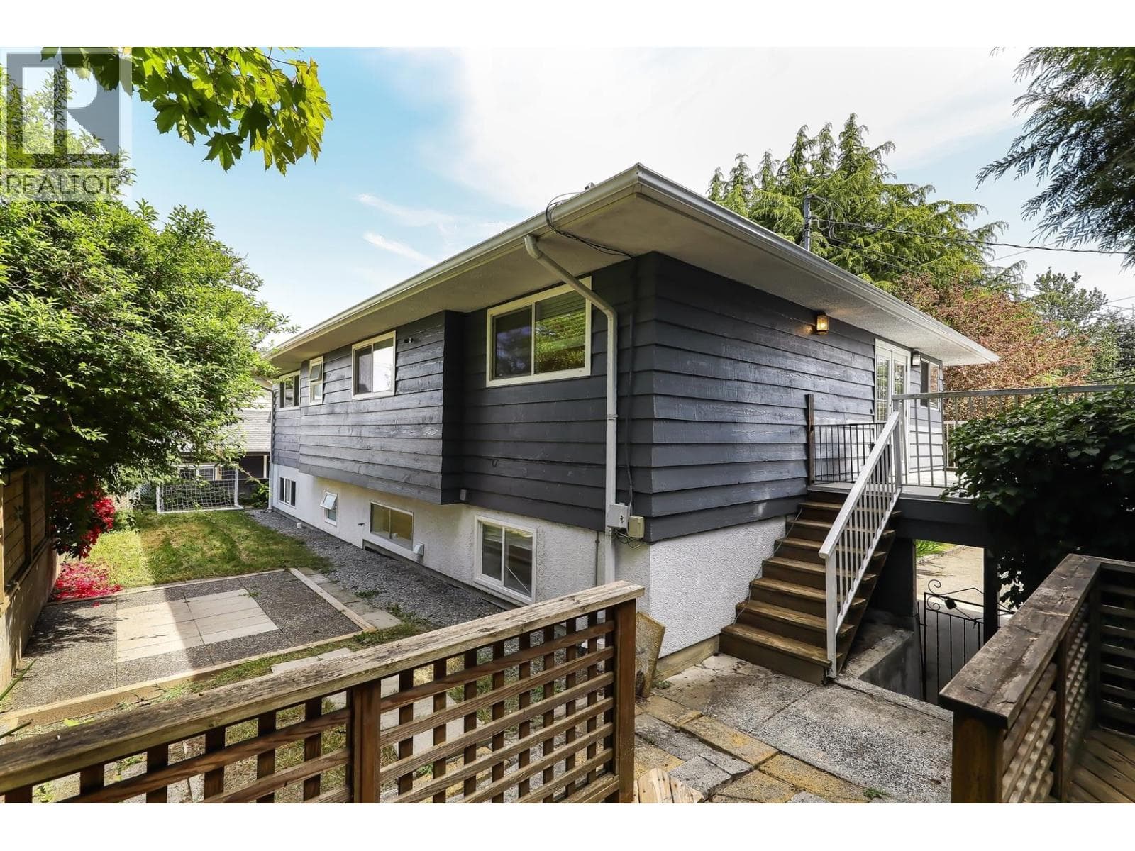 367 55A STREET, Greater Vancouver — photo 3