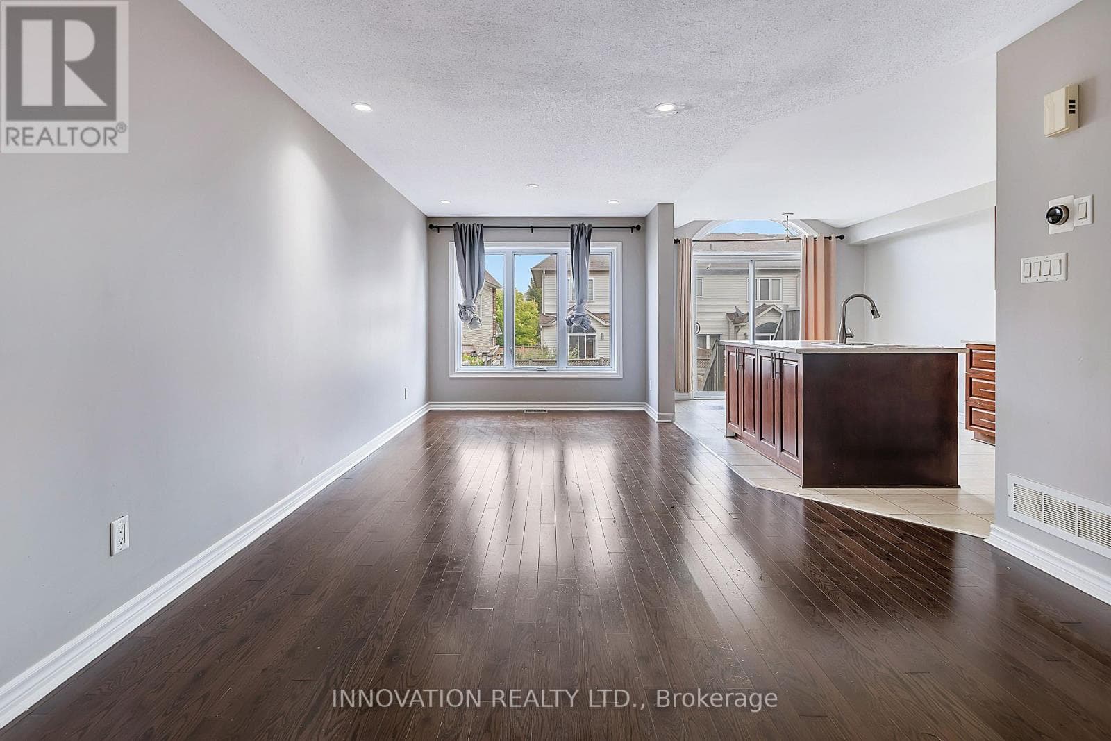 126 GARRITY CRESCENT, Ottawa — photo 5
