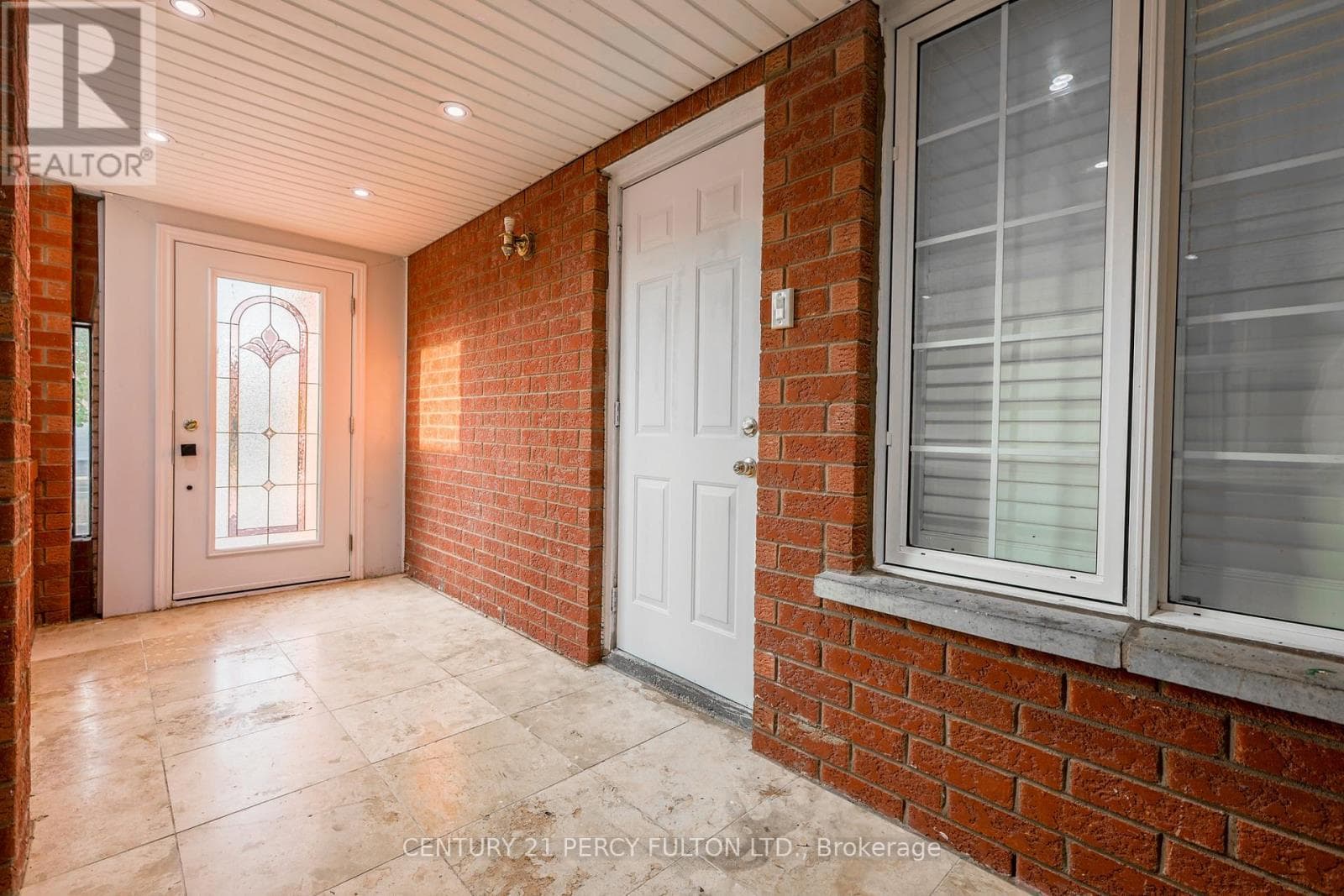 161 SOPHIA ROAD, Toronto — photo 3