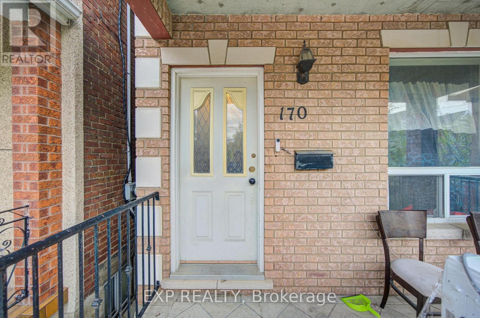 170 WALLACE AVENUE, Toronto — photo 2