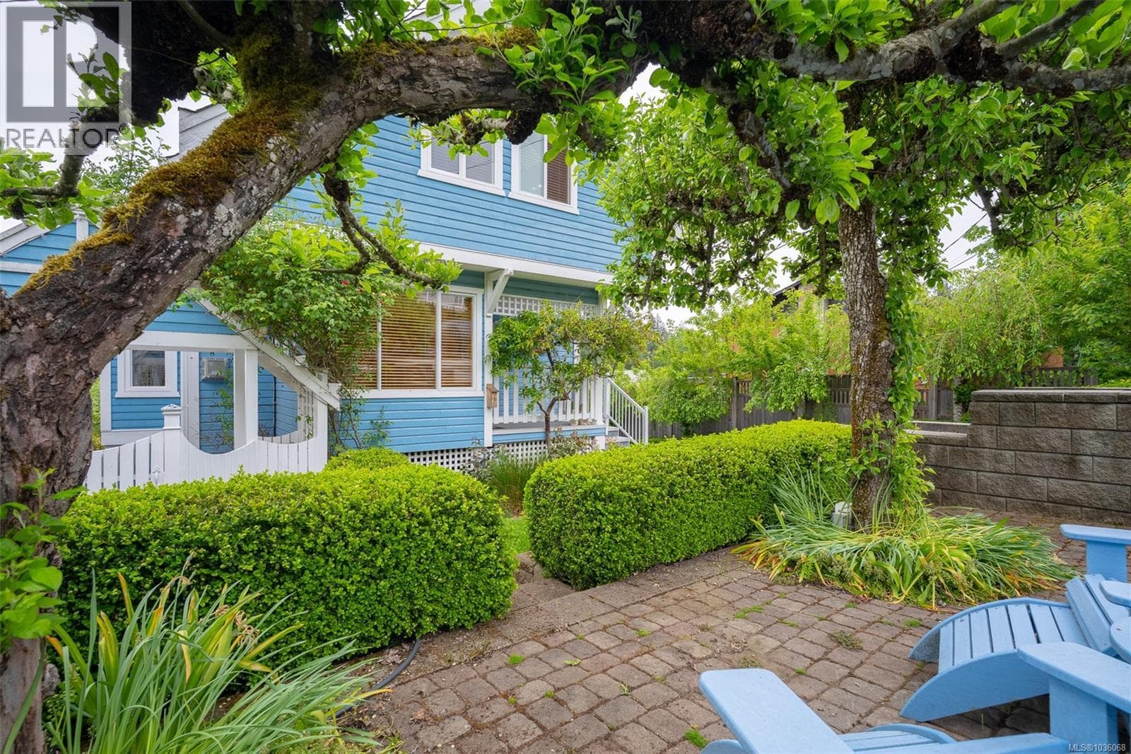 437 Davis Rd, Vancouver Island — photo 3