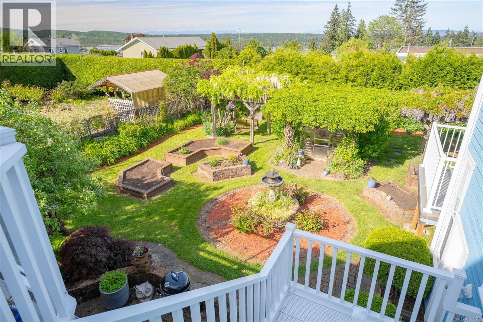 437 Davis Rd, Vancouver Island — photo 5