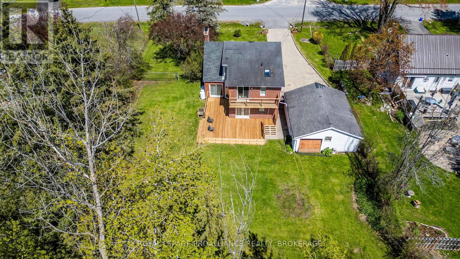 1705 MARIAN CRESCENT, Kingston — photo 2