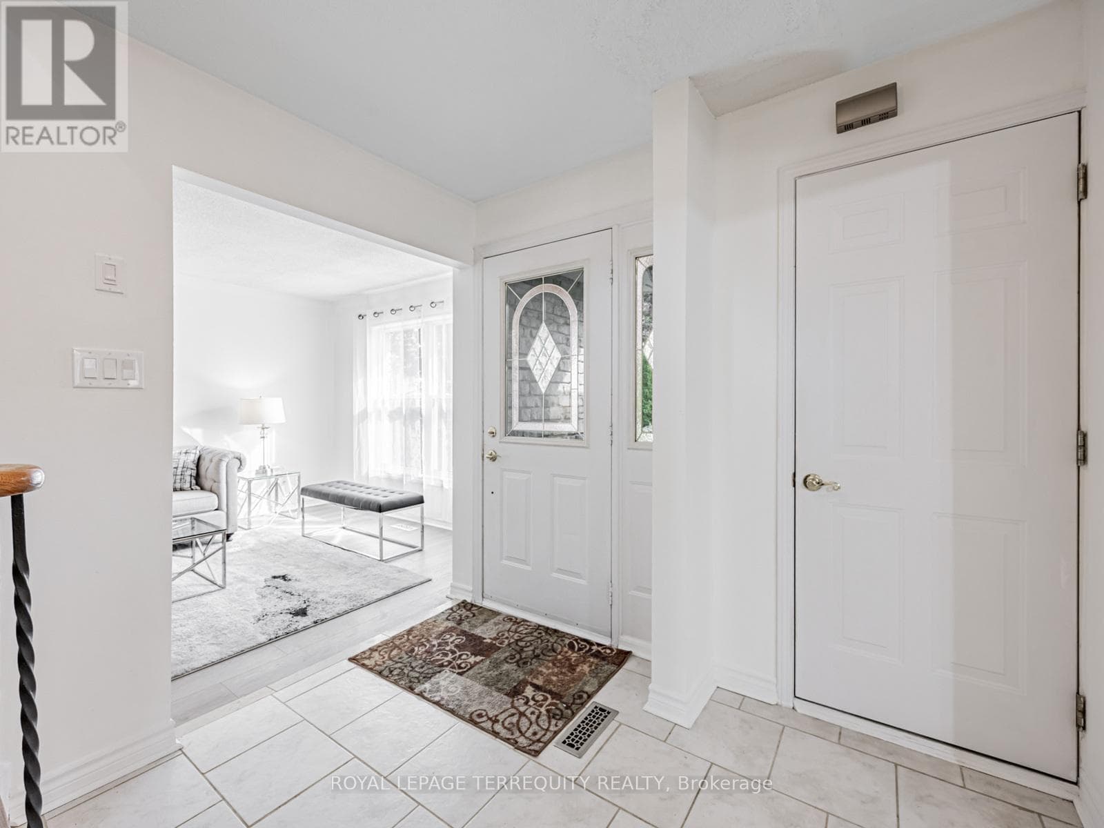 1858 SHADYBROOK DRIVE, Toronto — photo 2