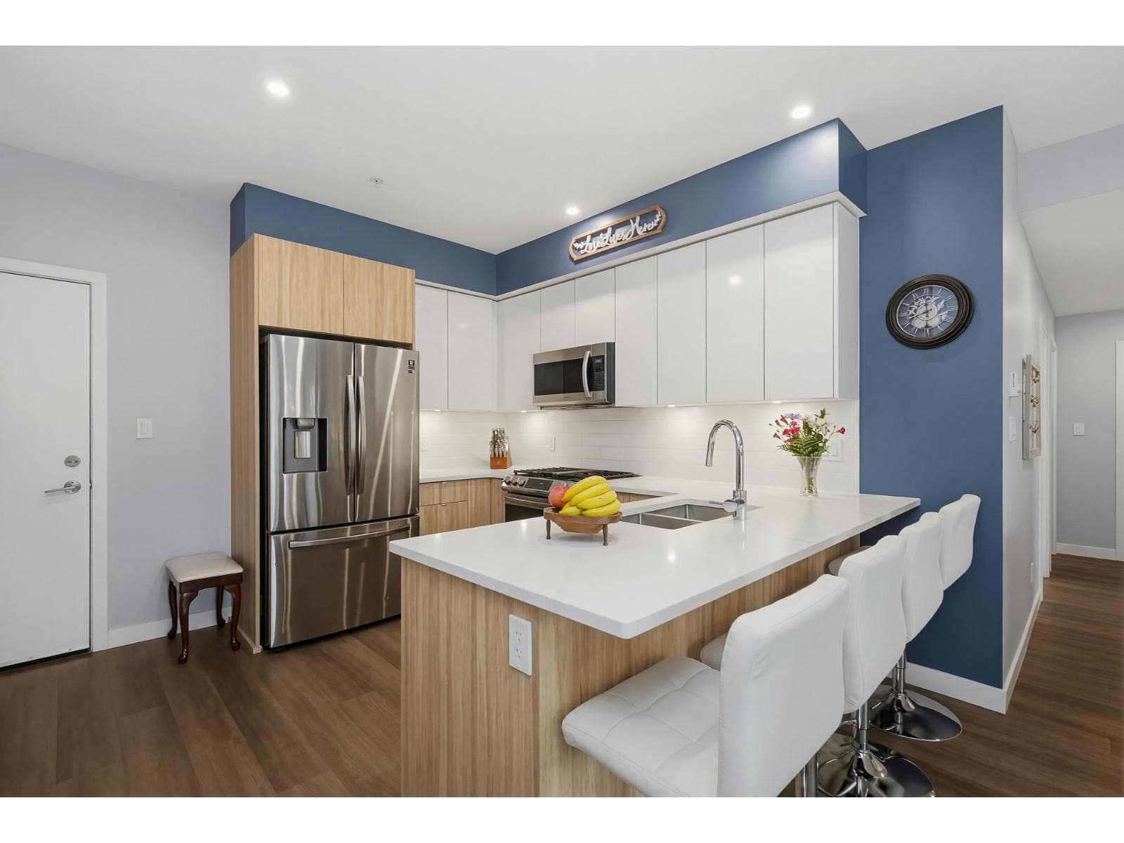 505 2649 JAMES STREET, Fraser Valley — photo 4