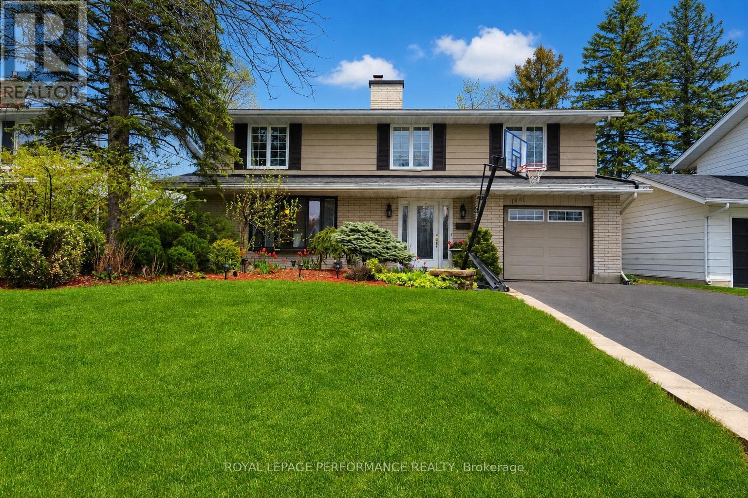 1841 BEATTIE AVENUE, Ottawa — photo 2