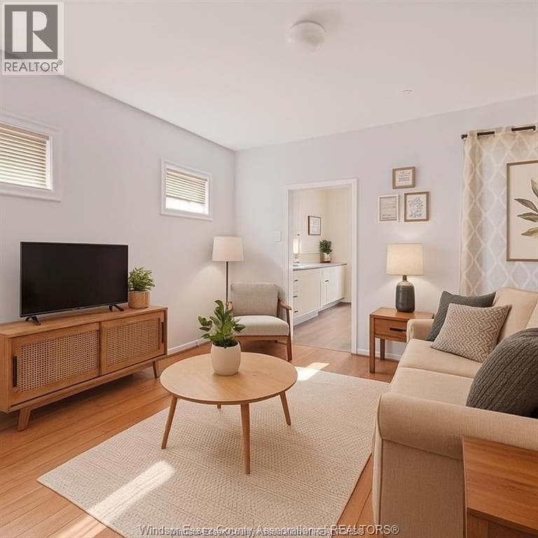 1029-1033 HOWARD AVENUE, Windsor — photo 2