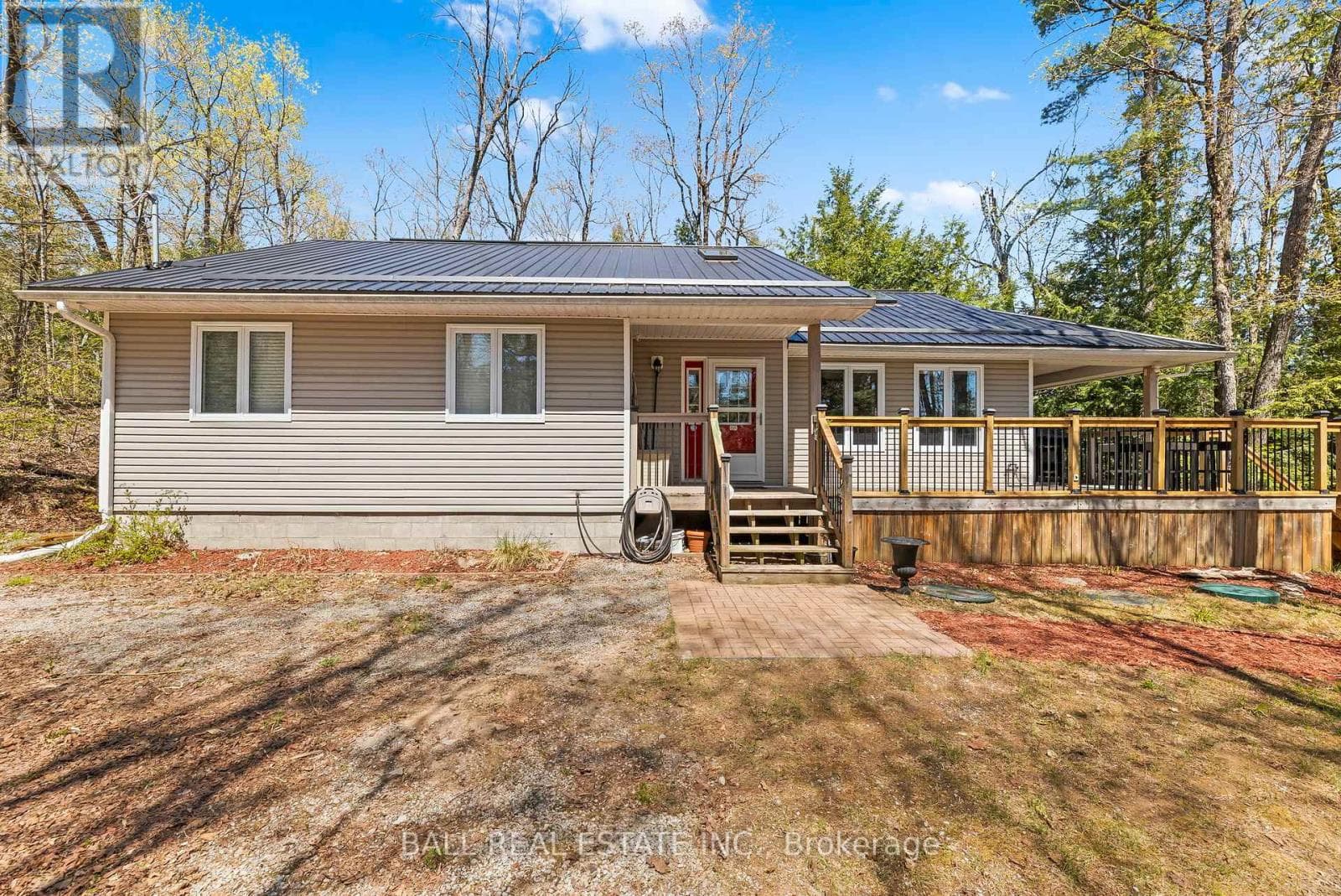479 EAST CLEAR BAIE ROAD, Central Lakes — photo 2