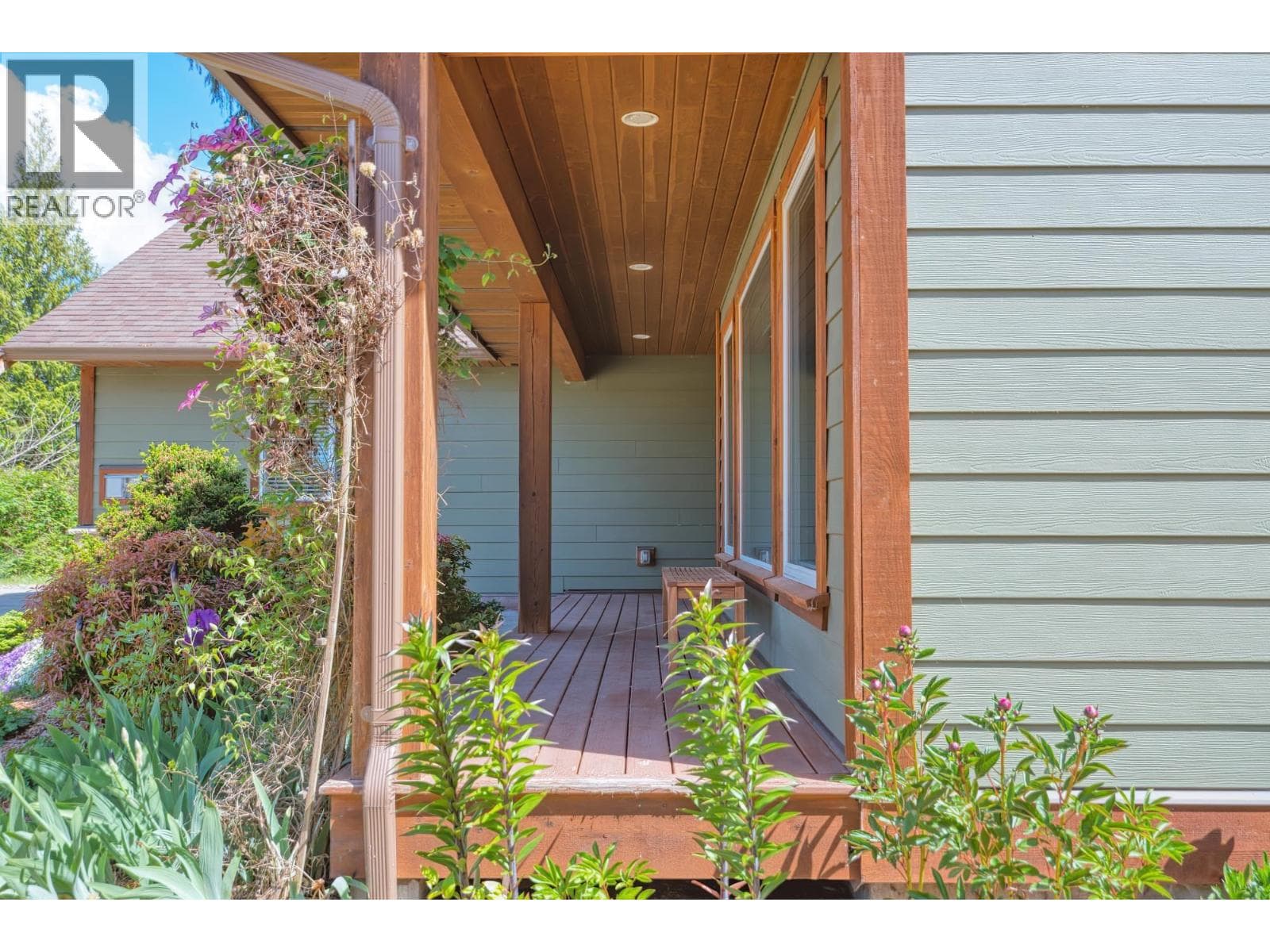 1420 SUNDANCE PLAZA, Greater Vancouver — photo 4