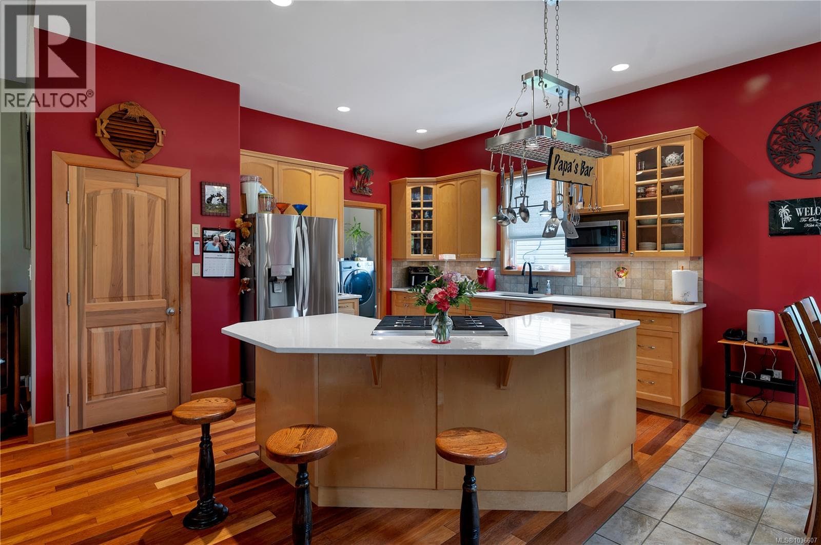 240 Carolyn Rd, Vancouver Island — photo 3