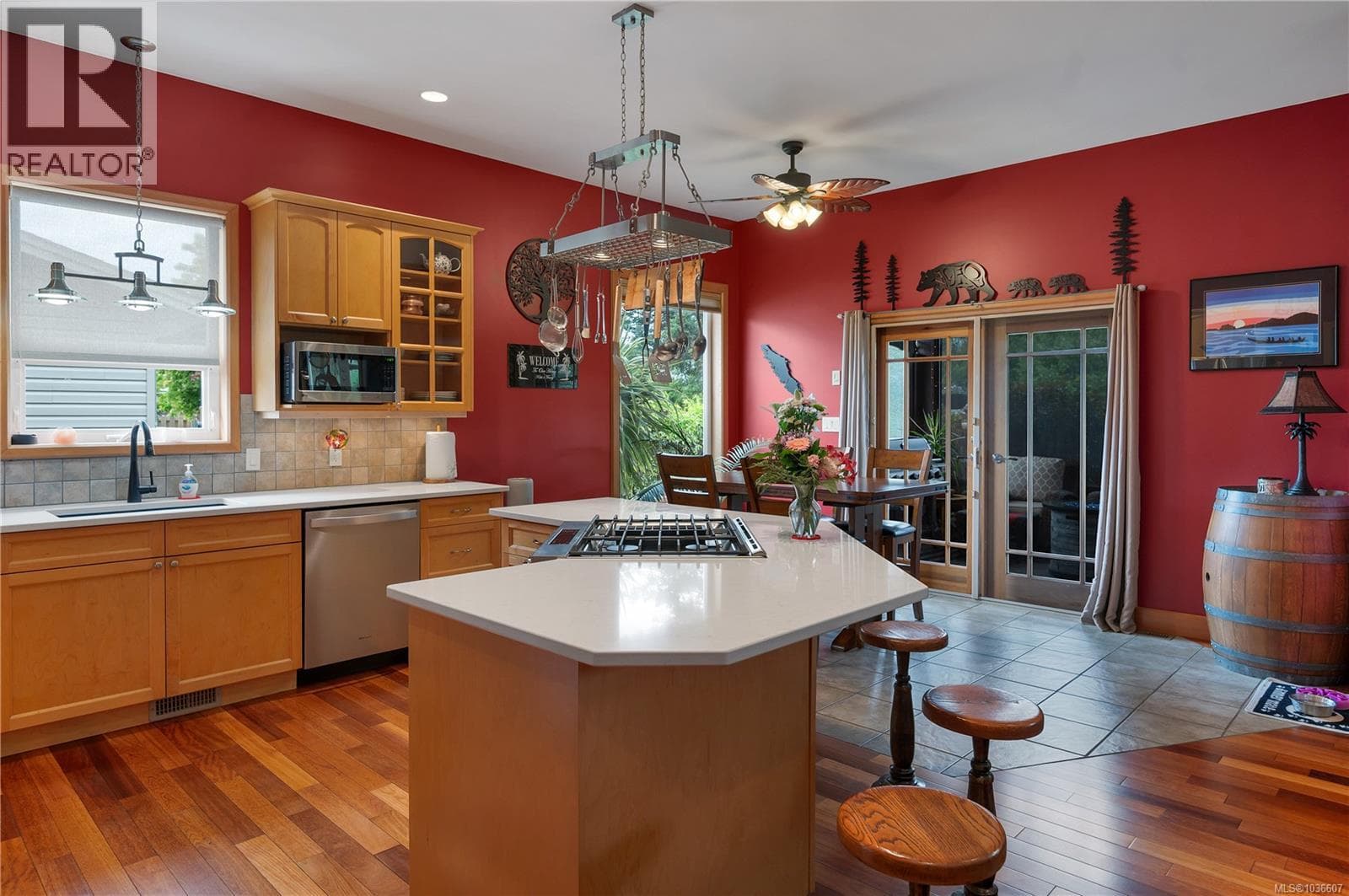 240 Carolyn Rd, Vancouver Island — photo 4