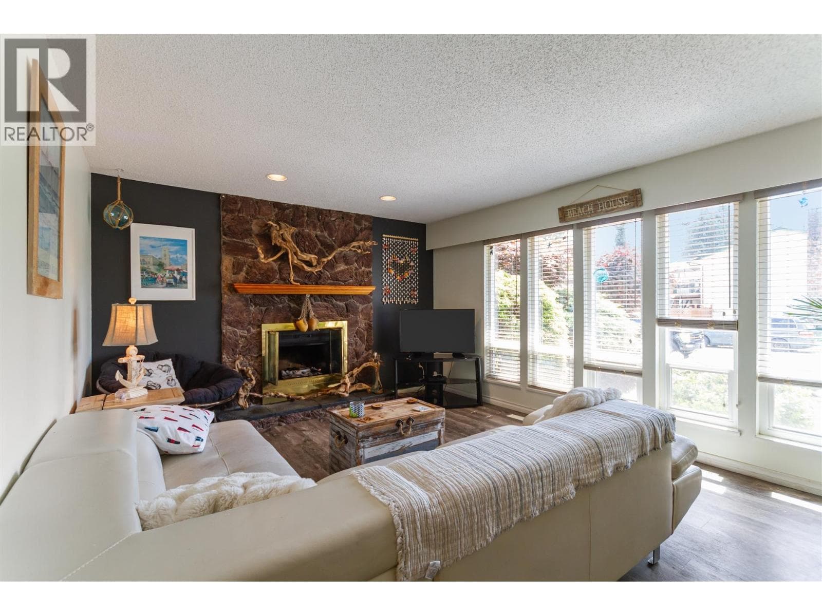 1391 ORIOLE AVENUE, Greater Vancouver — photo 4