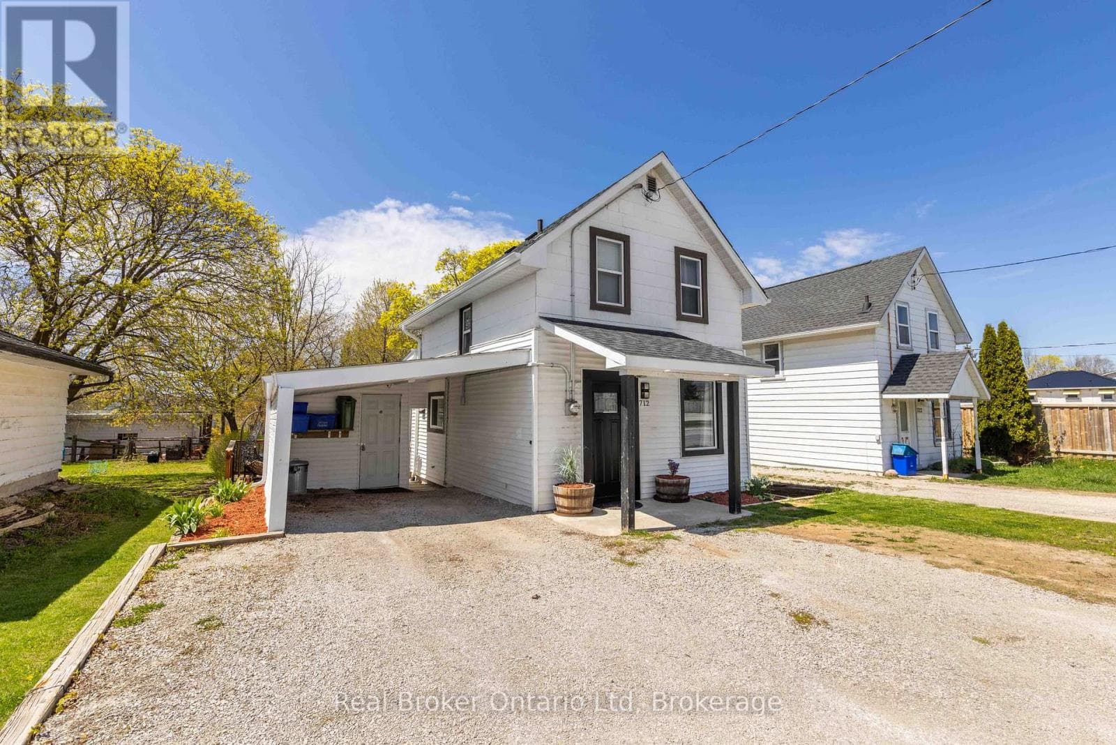 712 9TH AVENUE E in 
