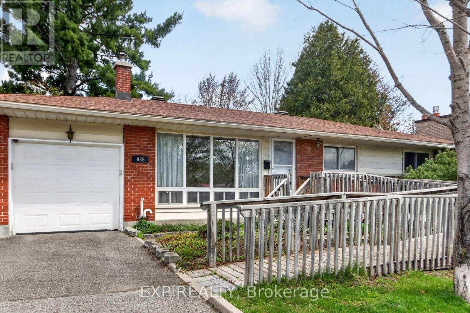 935 PLEASANT PARK ROAD in ELMVALE - CANTERBURY