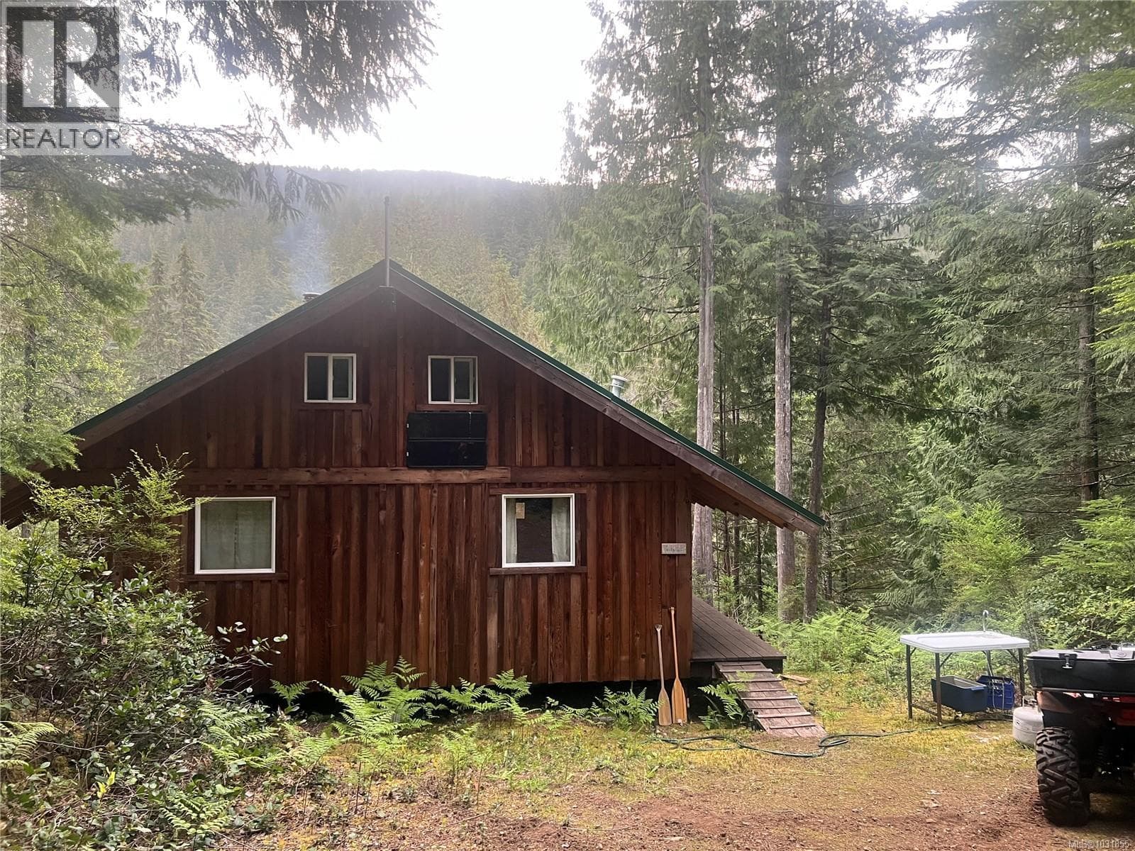 58 BUSBY ISLAND, Vancouver Island — photo 3