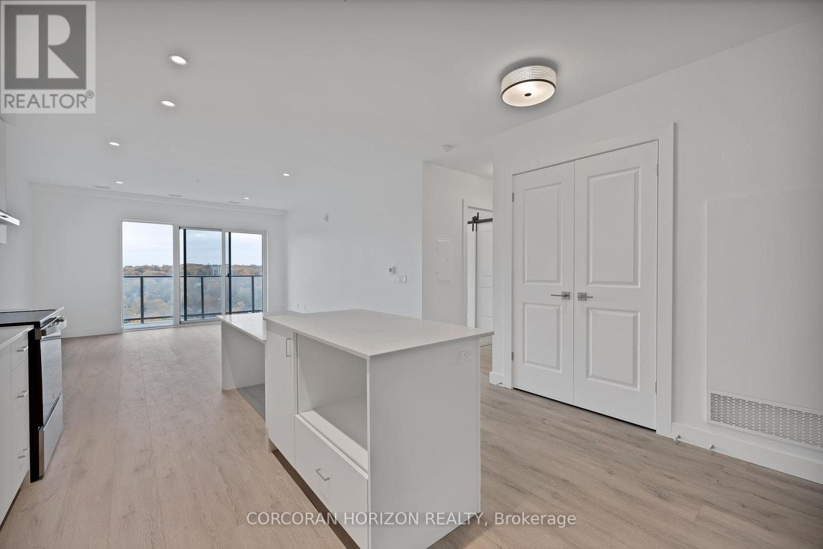 15 GLEBE Street Unit# 1904, Toronto — photo 3