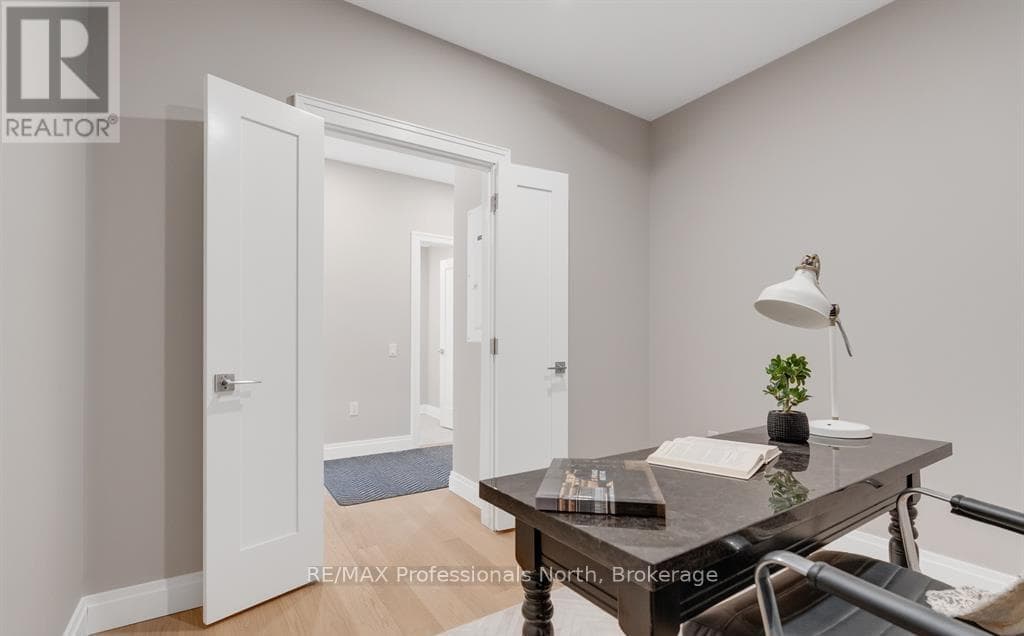 105 - 32 BRUNEL ROAD, OnePoint — photo 4