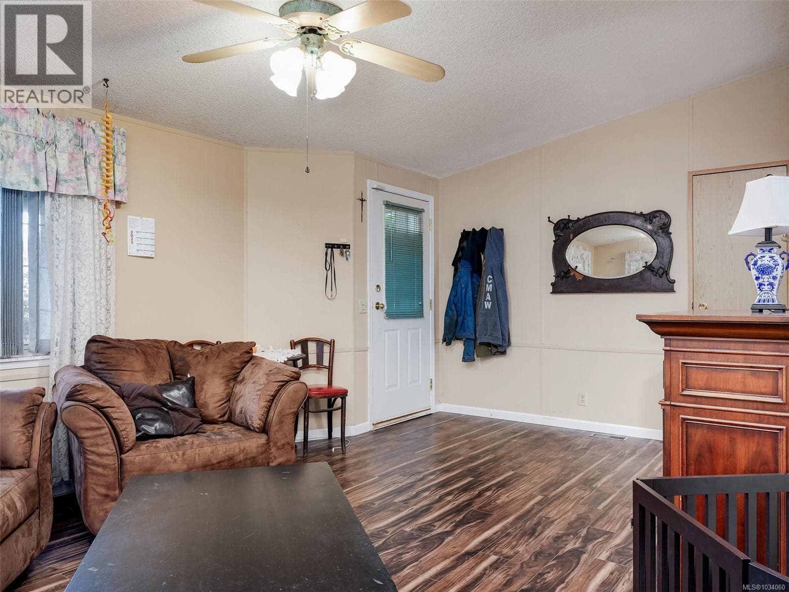 2 2741 Stautw Rd, Victoria — photo 4
