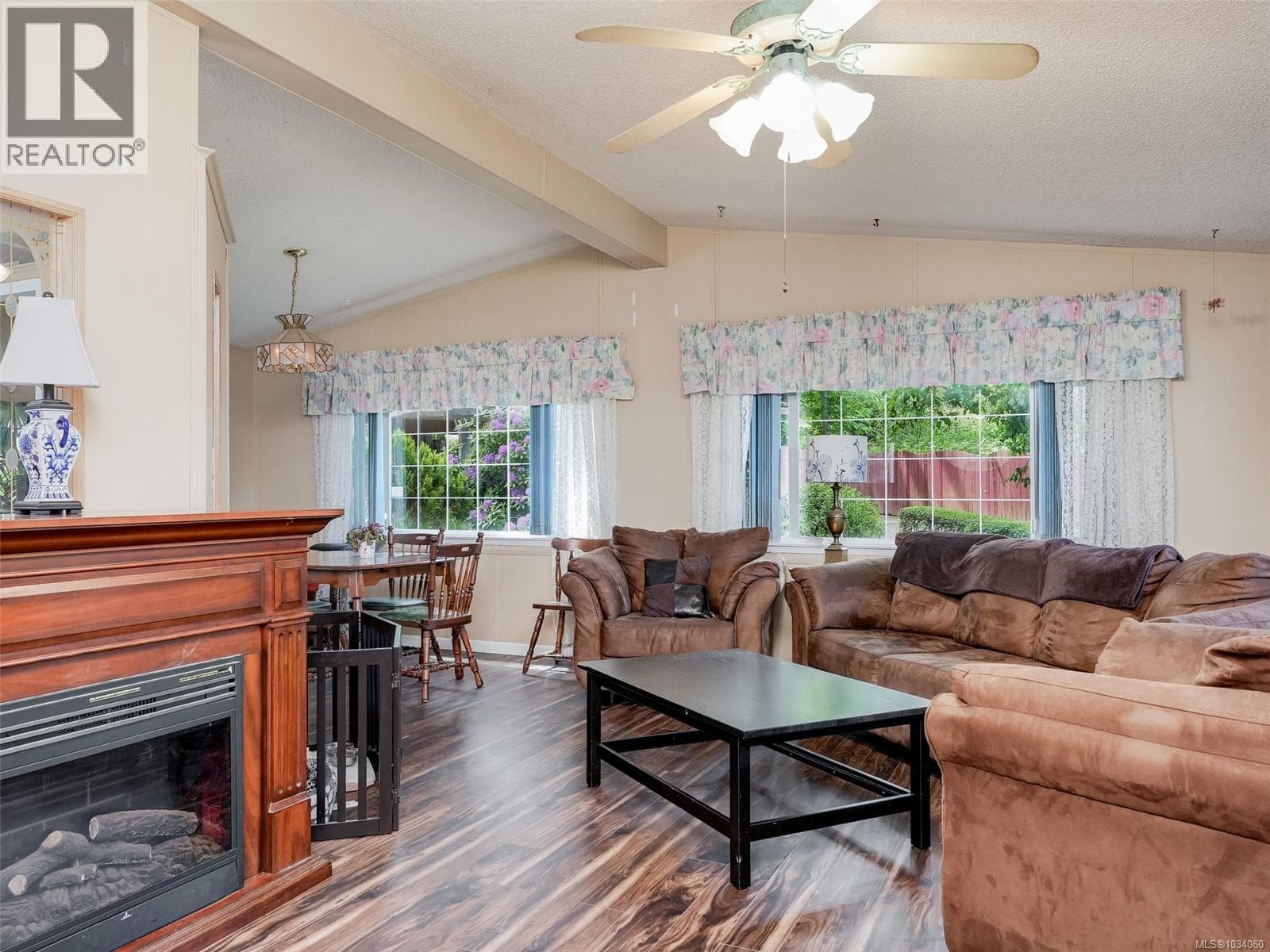 2 2741 Stautw Rd, Victoria — photo 5