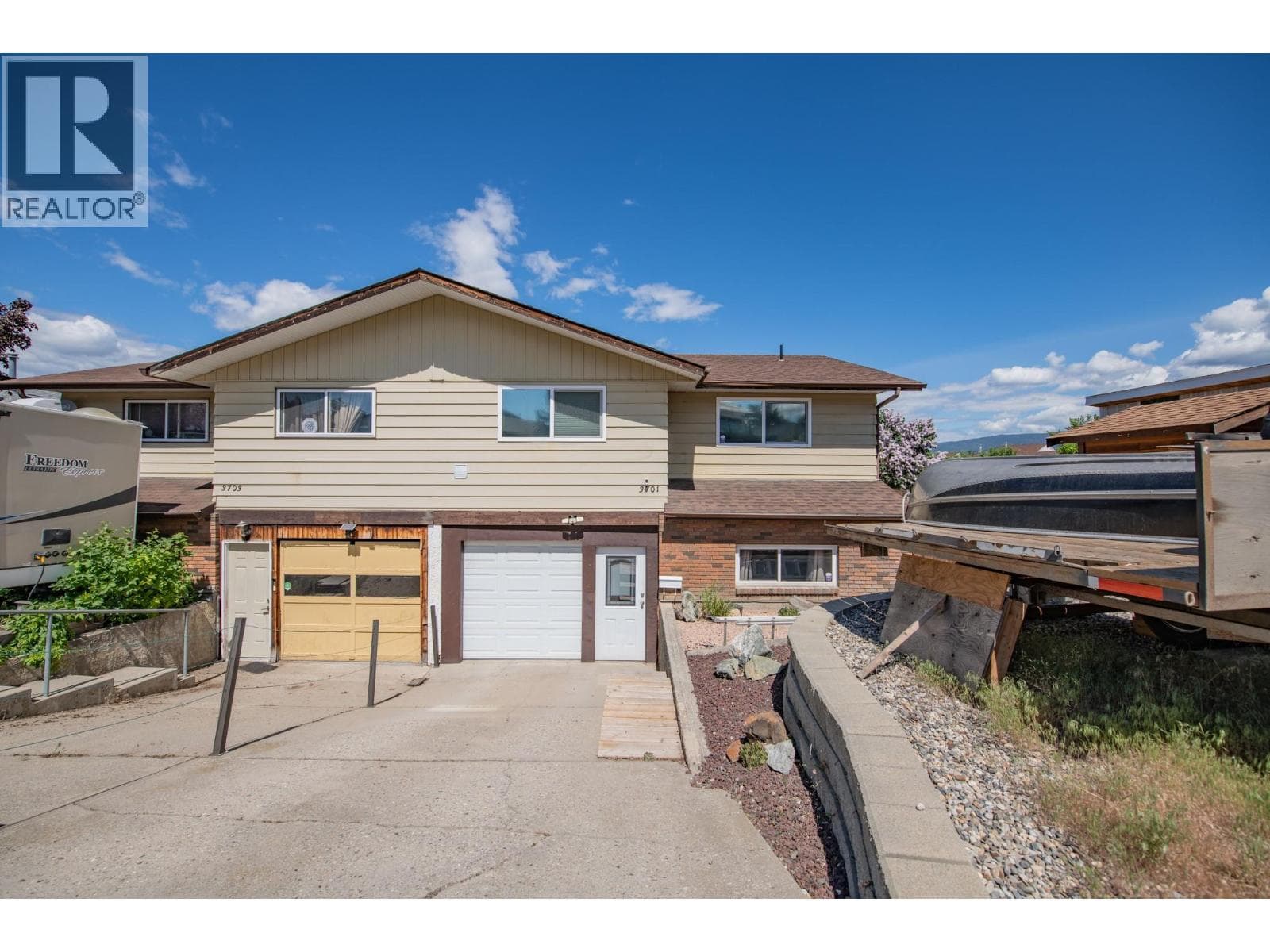 3701 15 AVENUE in 