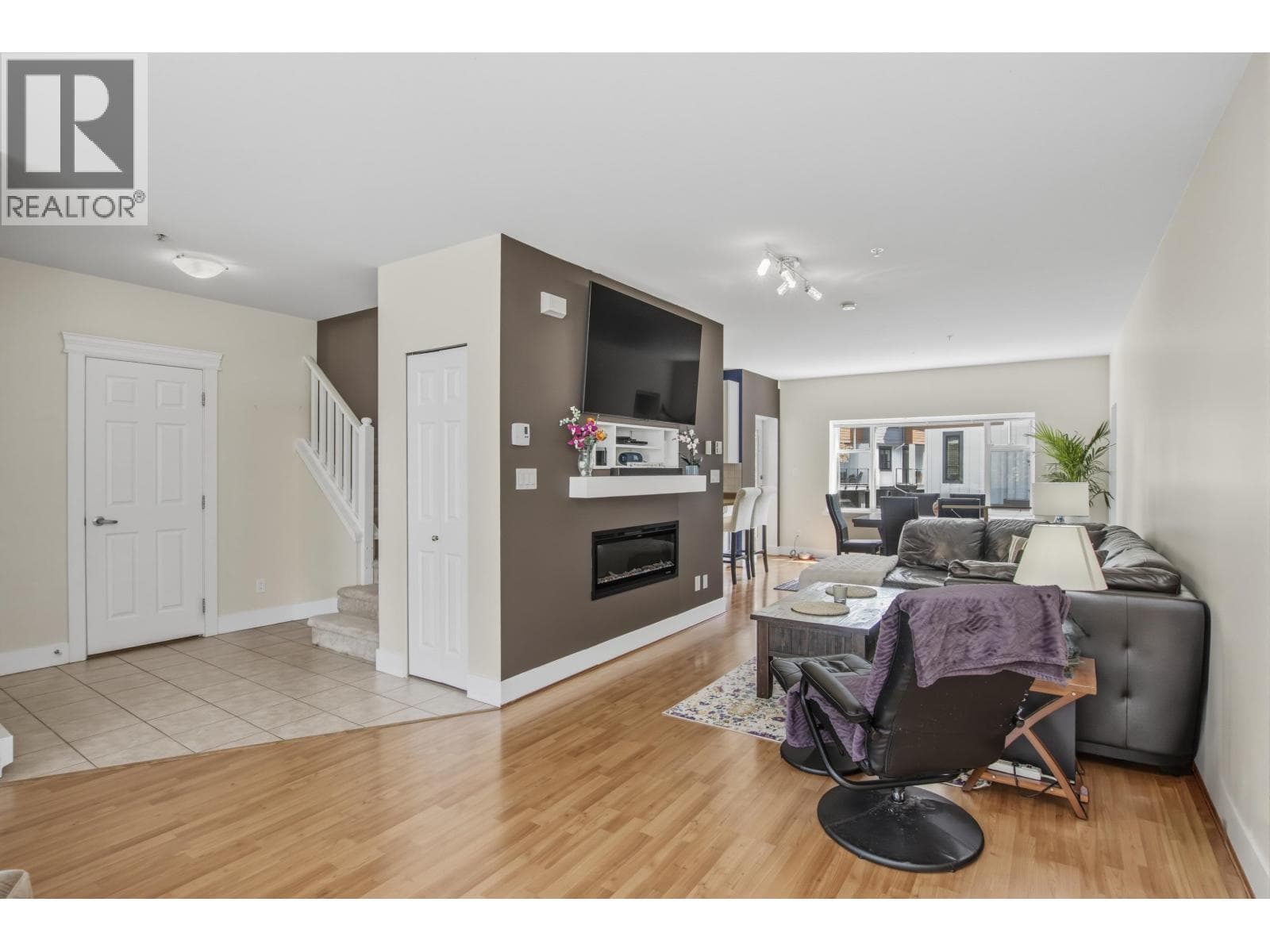 2 1200 EDGEWATER DRIVE, Greater Vancouver — photo 5
