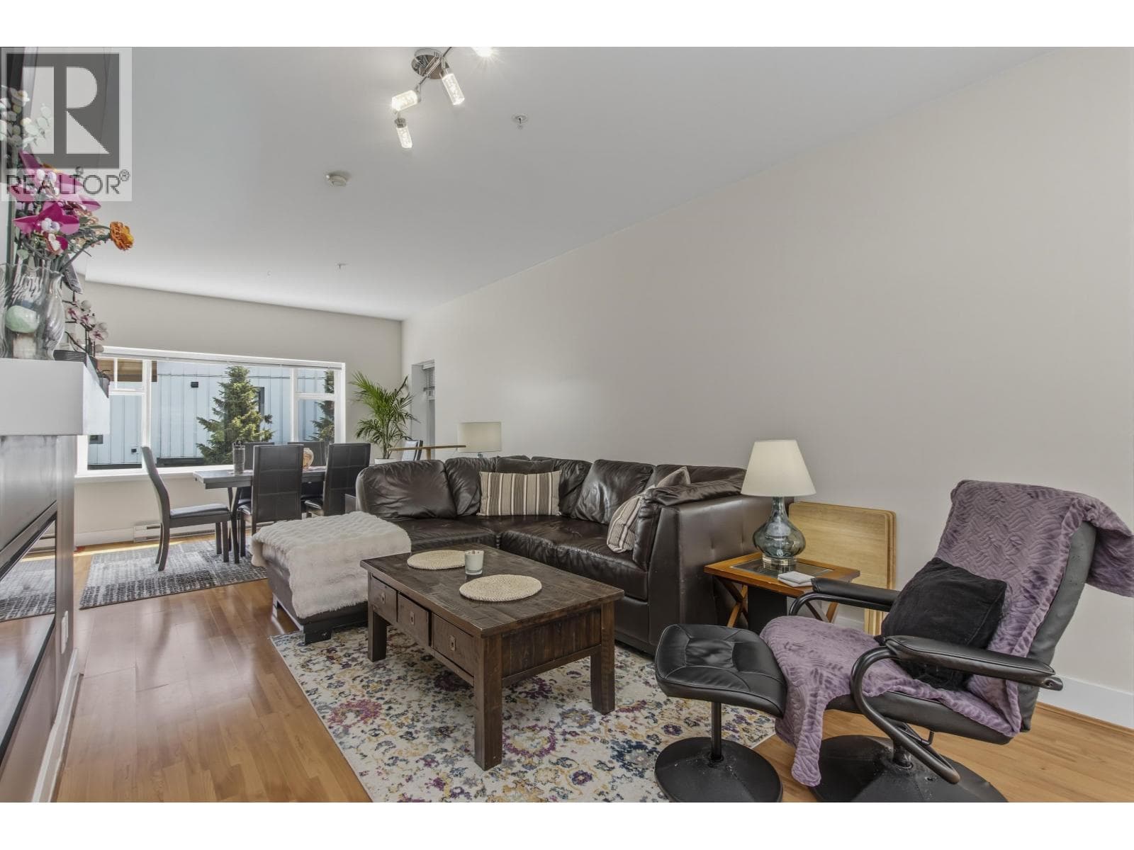 2 1200 EDGEWATER DRIVE, Greater Vancouver