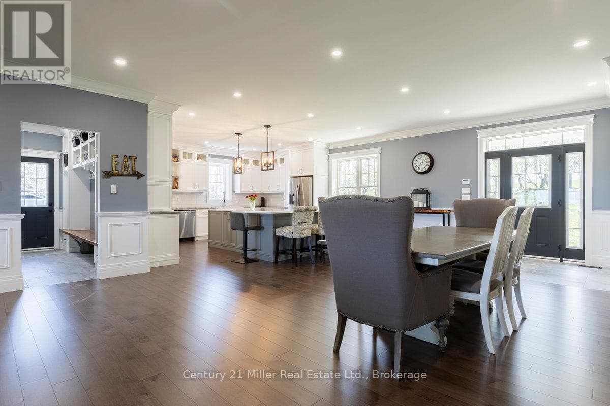 5583 THIRD LINE, Oakville-Milton — photo 4
