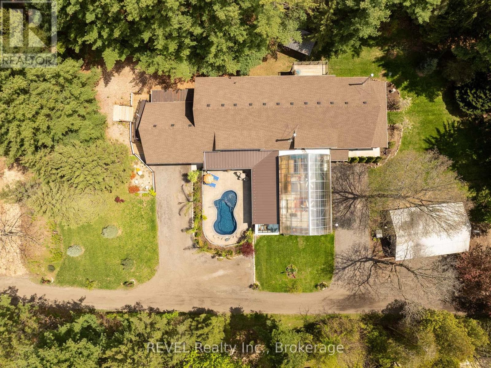 573 CANBORO ROAD, Niagara — photo 2