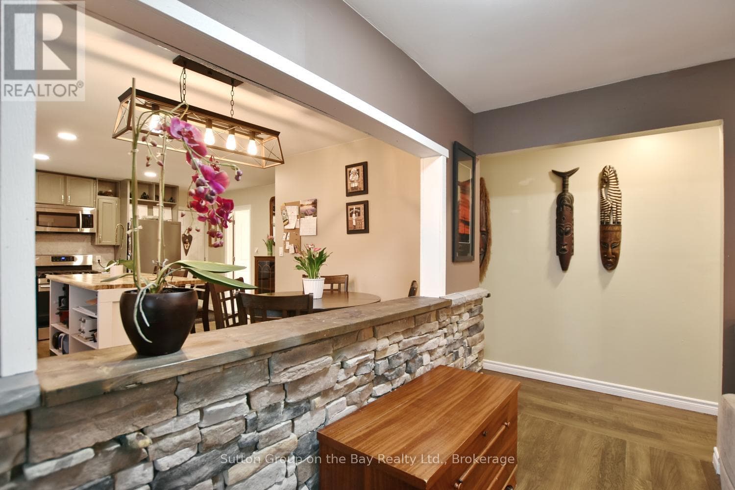 238 MCCREA DRIVE, OnePoint — photo 3