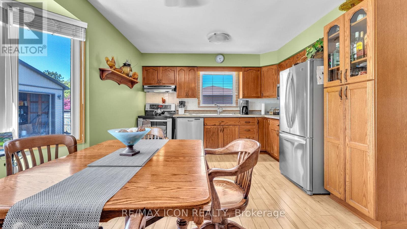 267 VICTORIA STREET, London and St. Thomas — photo 4