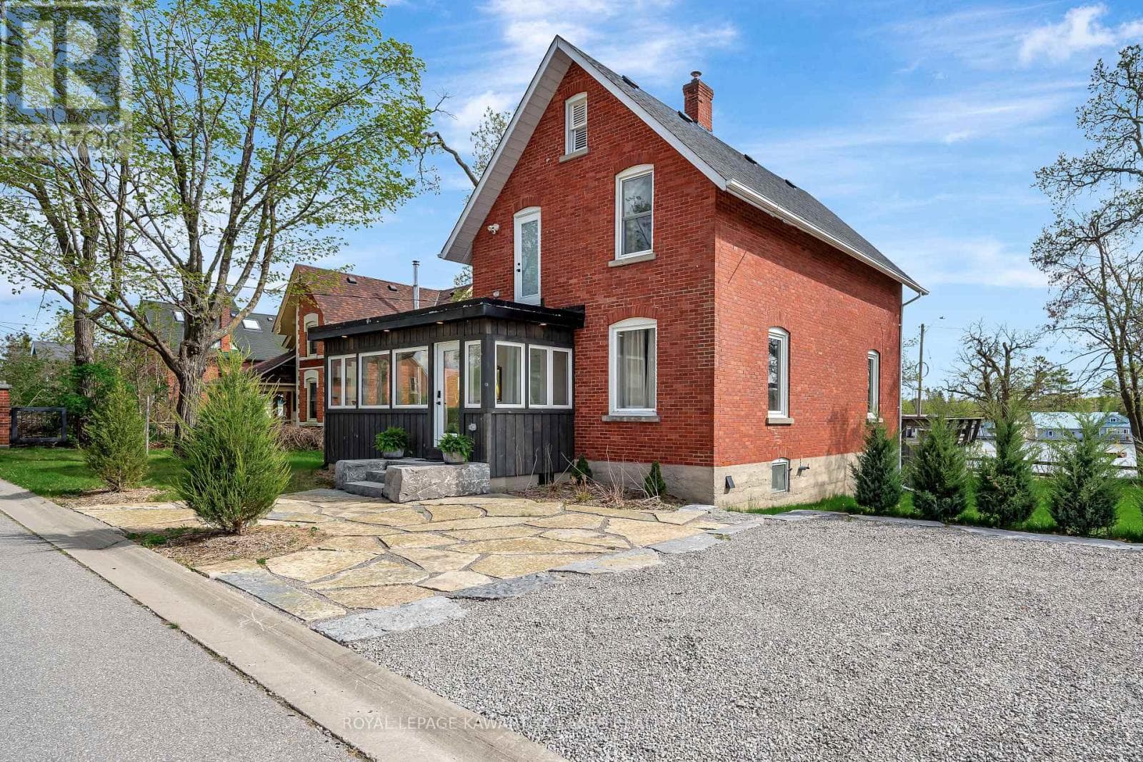 45 OAK STREET in Fenelon