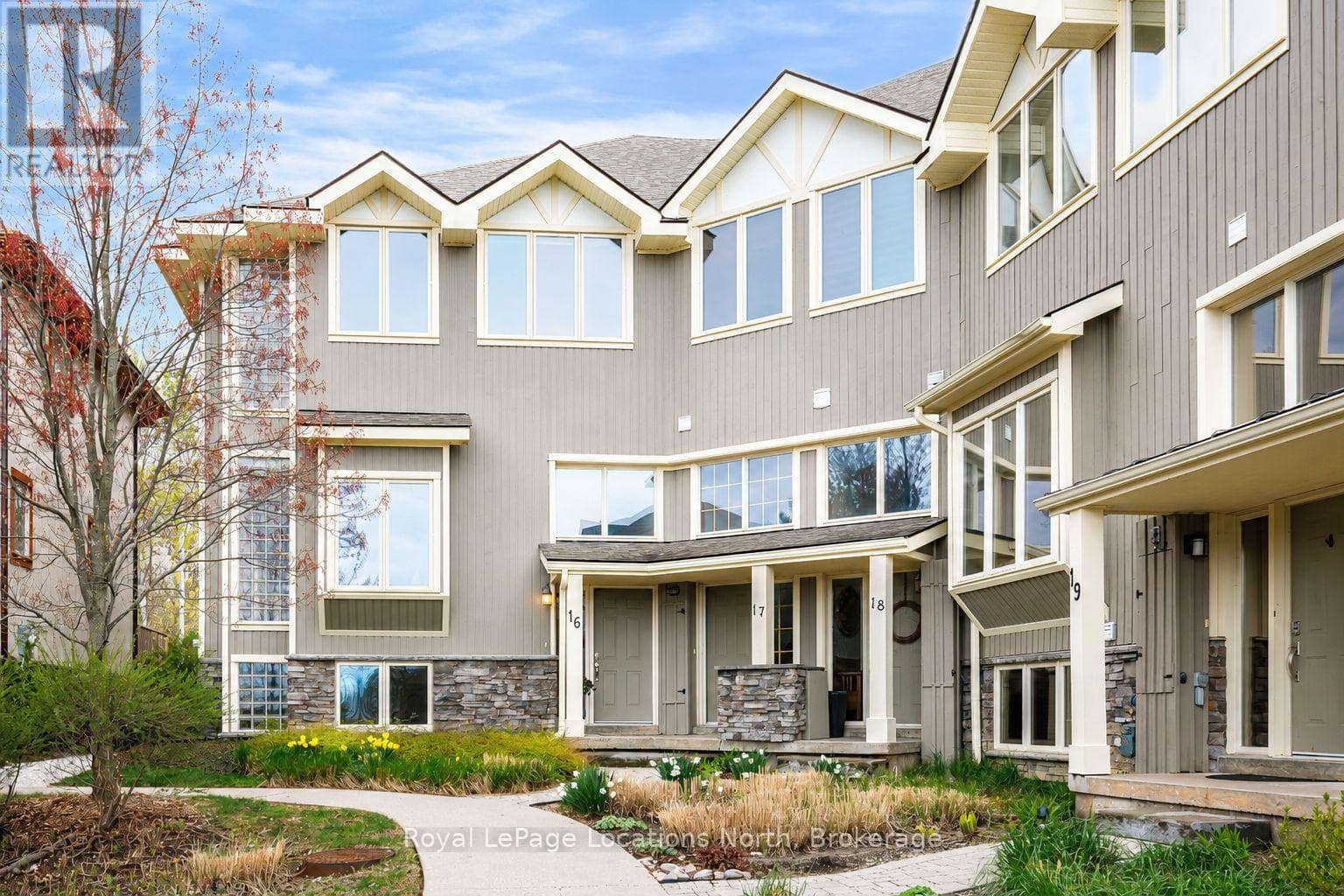 16 - 224 BLUESKI GEORGE CRESCENT, OnePoint — photo 2