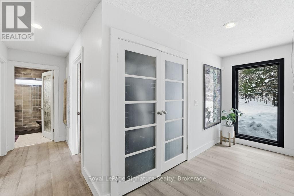 194552 13 GREY ROAD, OnePoint — photo 4