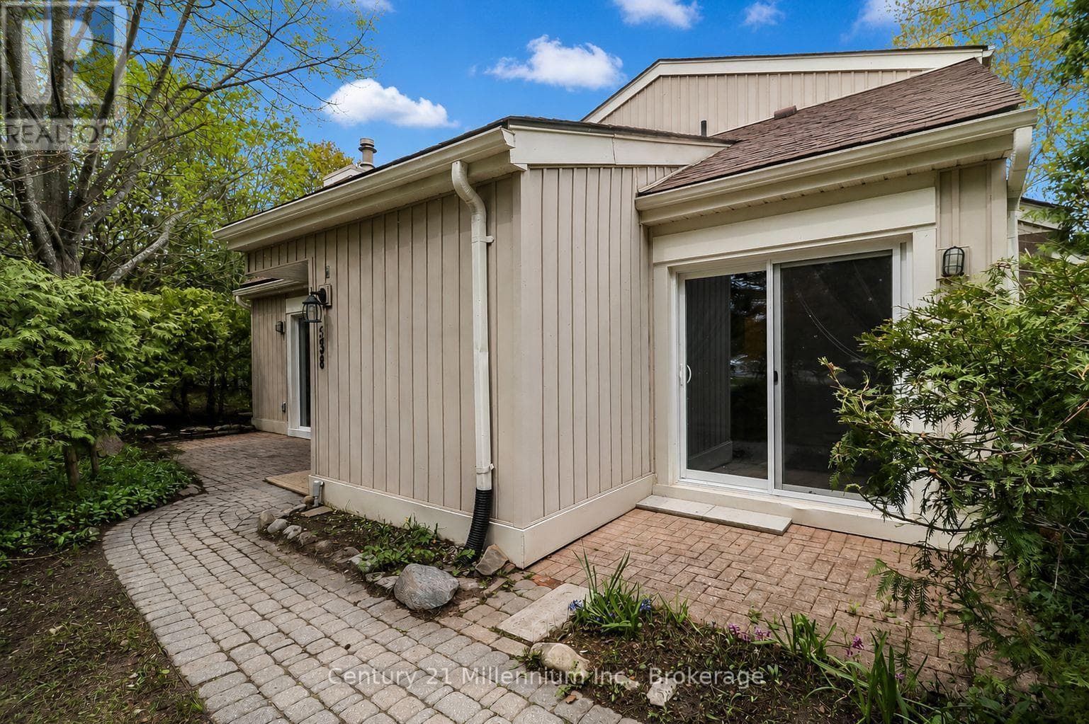 538 - 22 DAWSON DRIVE, OnePoint — photo 5
