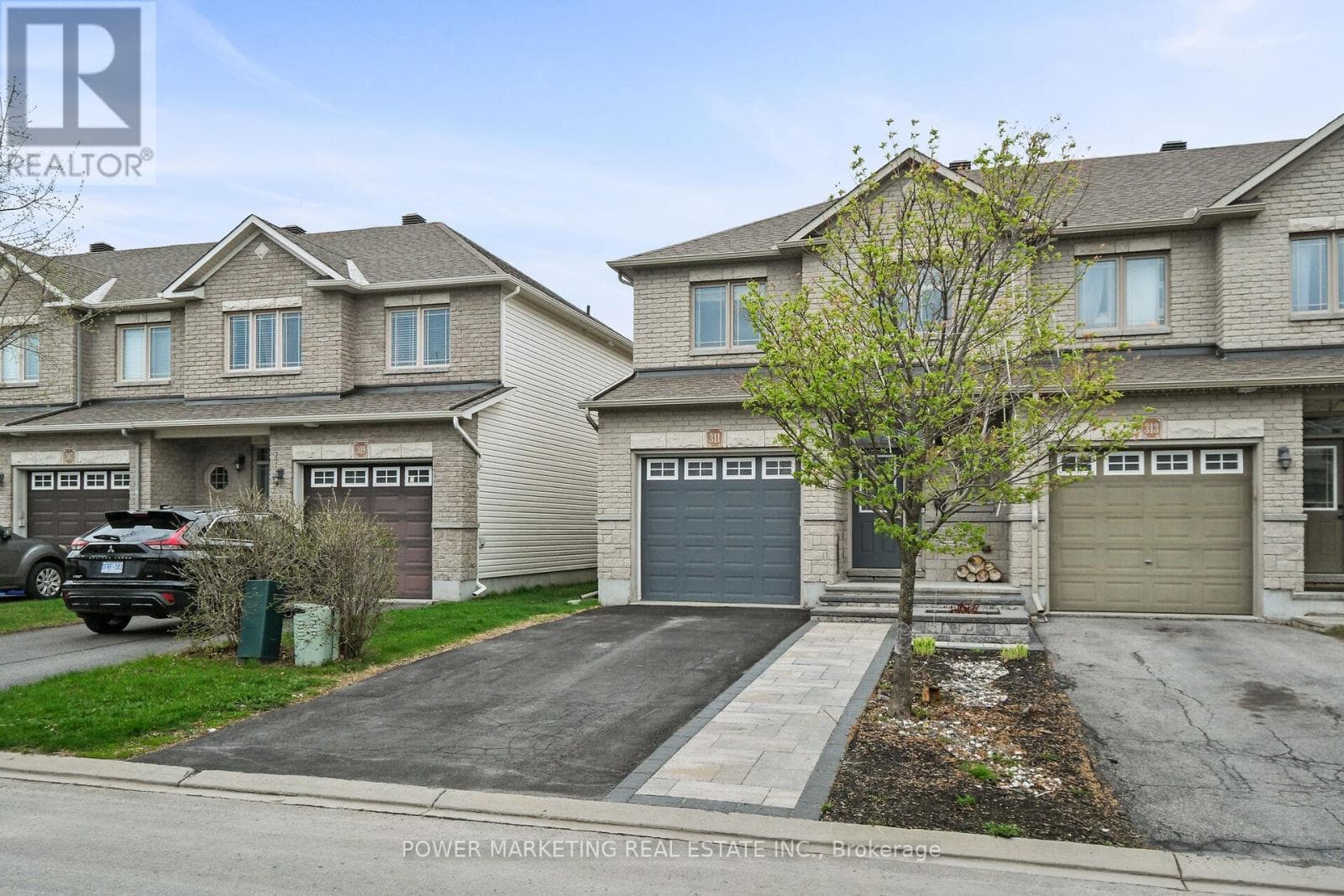 311 TRAVIS STREET, Ottawa — photo 2