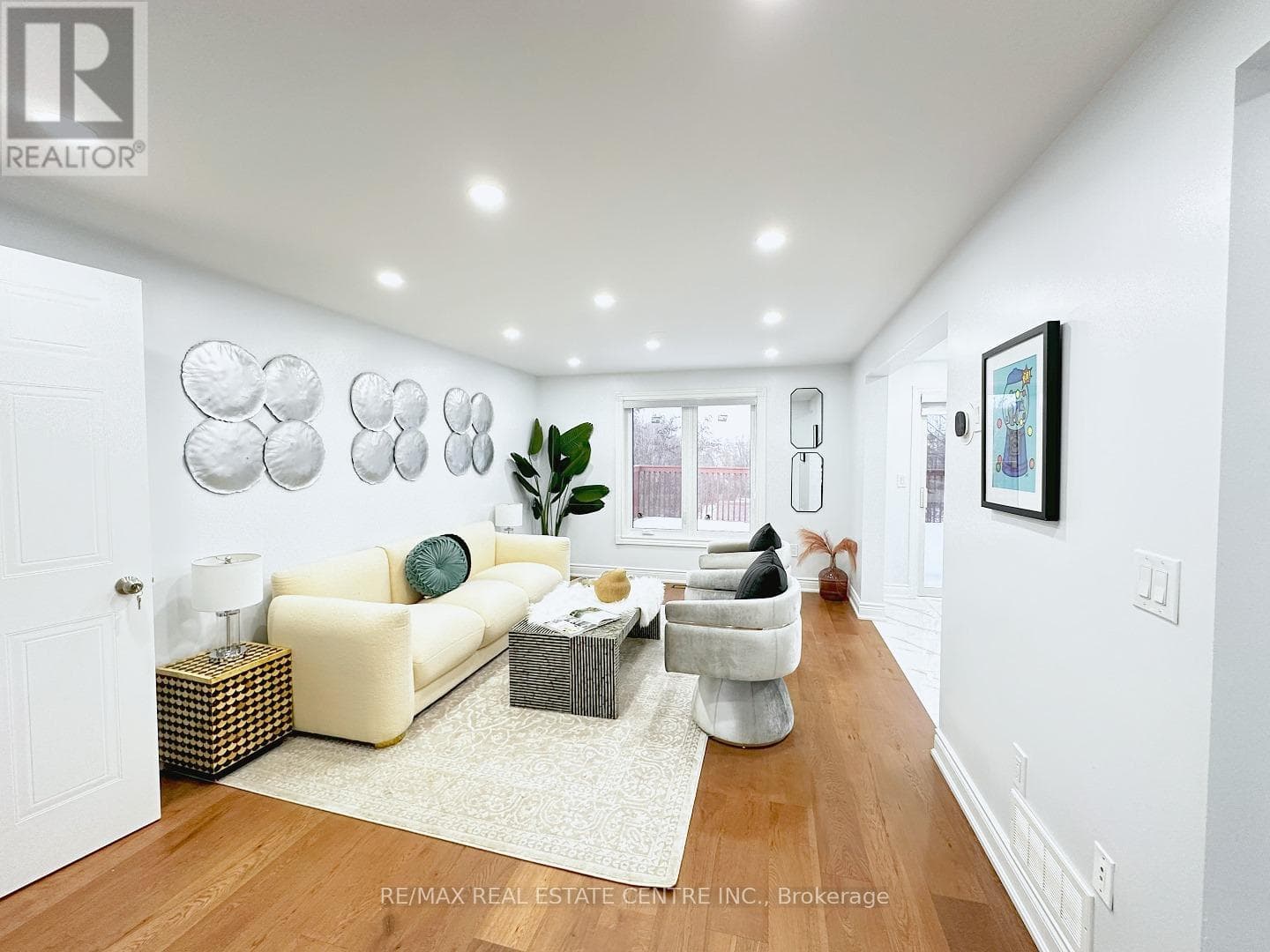 498 BANKSIDE DRIVE, Toronto — photo 3